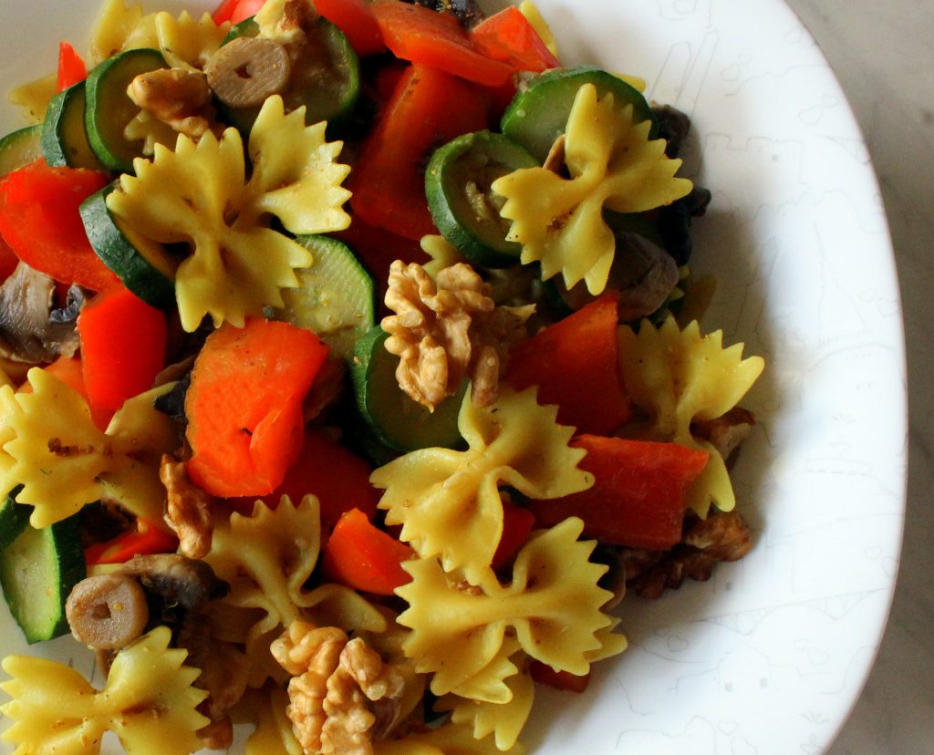 Crunchy vegan pasta in close-up
