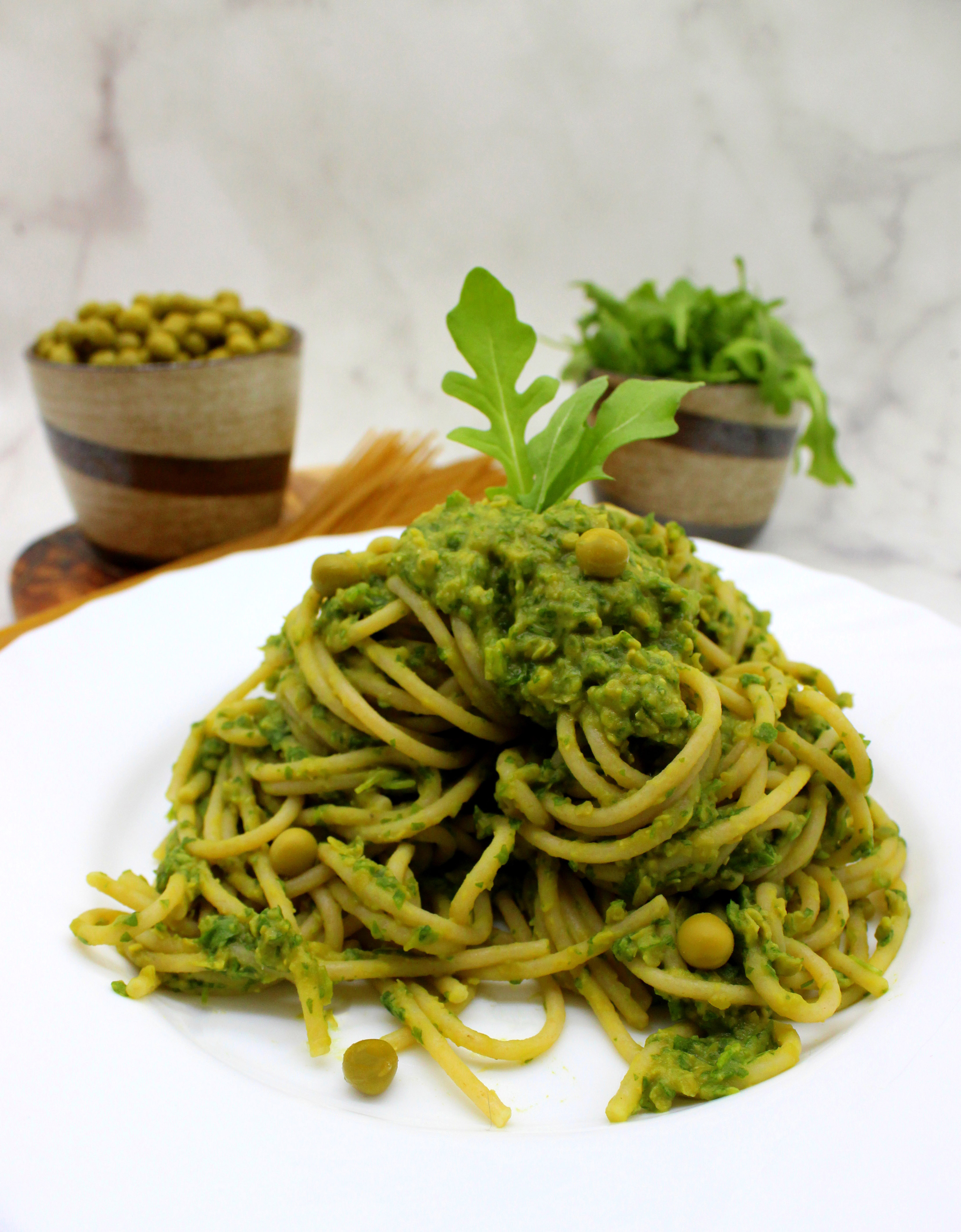 Healthy 10-minute vegan pasta dish with arugula and green peas - Bunny  Mommy Cooks