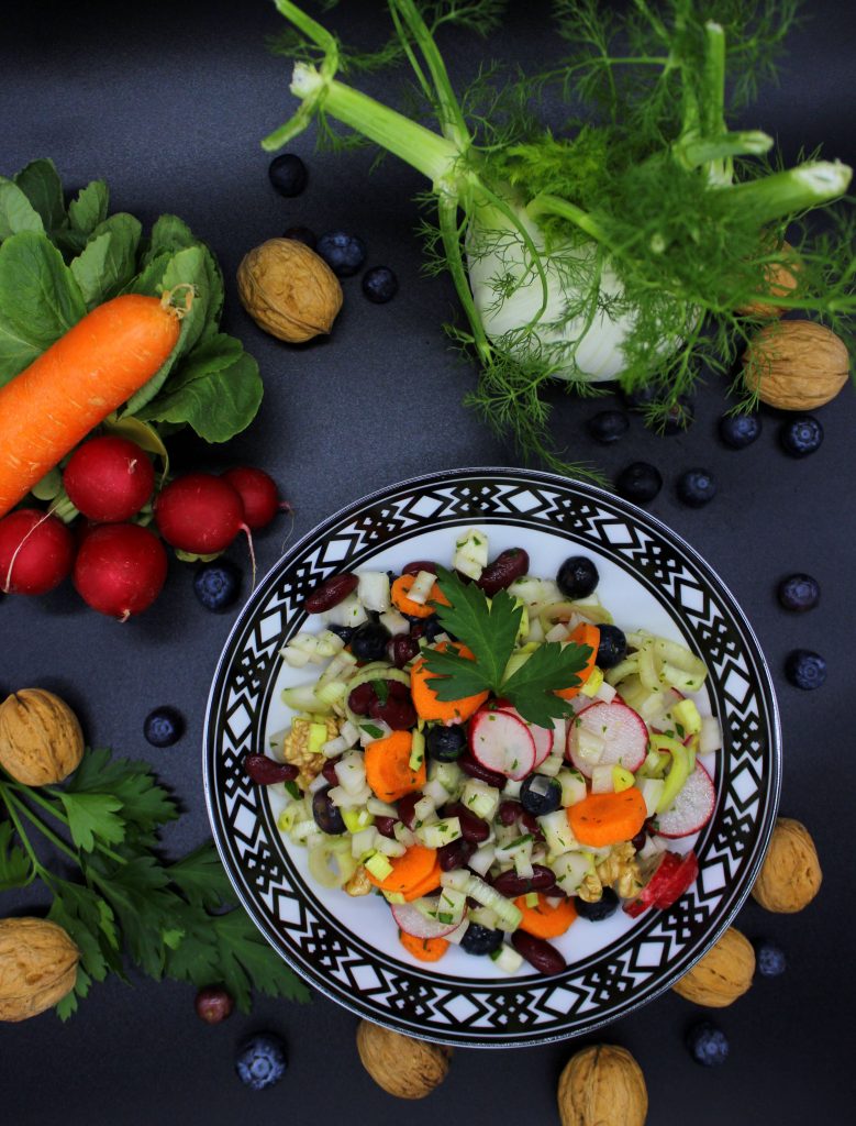 Uzturvielām bagātu salātu recepte
