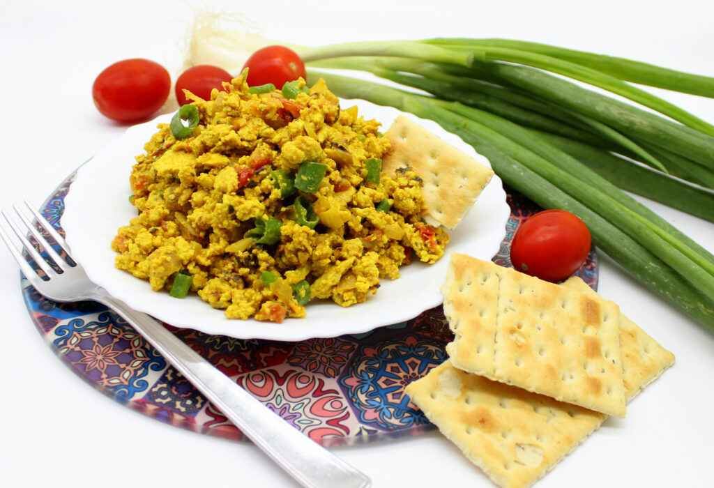 Easy vegan tofu scramble - Bunny Mommy Cooks
